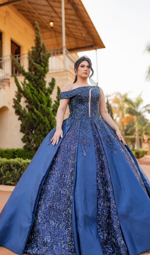 DEBUTANTE TURC DENIZ